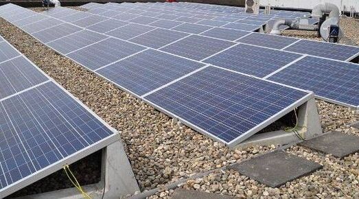 Primeros pasos para aprovechar la energia solar en Bera Bera